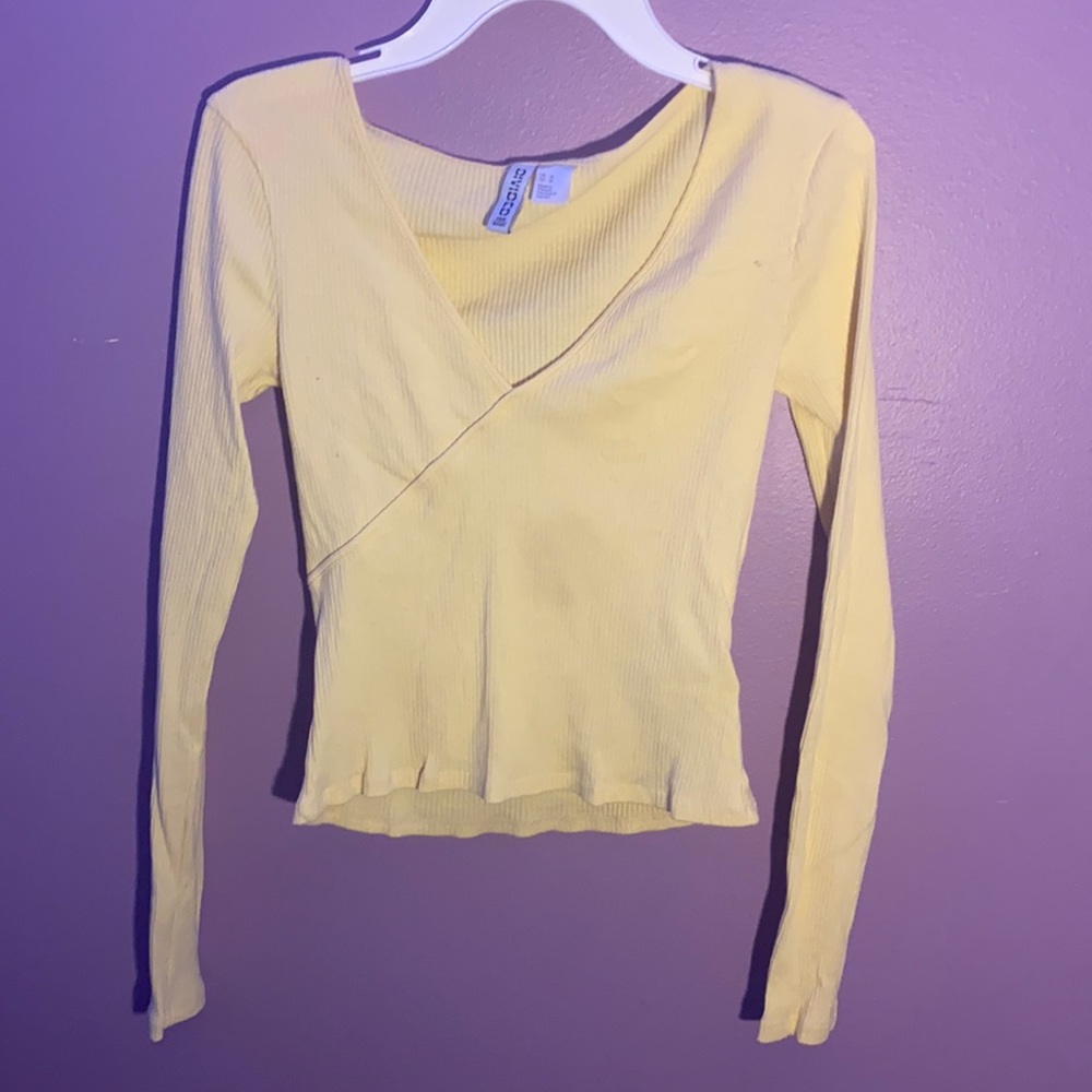 Yellow top (slightly cropped)